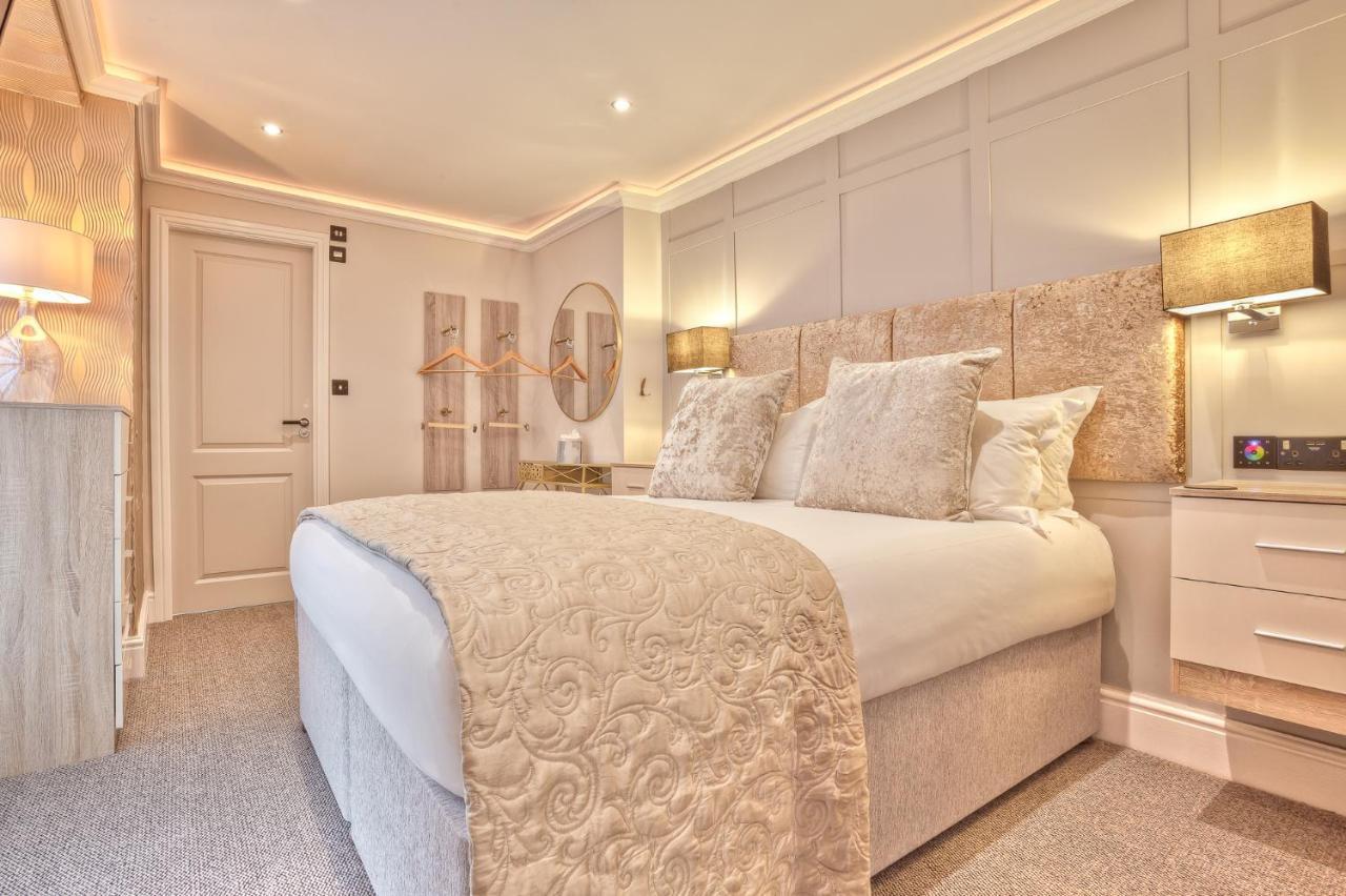 The Mews Boutique Deluxe Apartments, Sleep 2-6 People , Central Location, Free Parking ويندرمير المظهر الخارجي الصورة