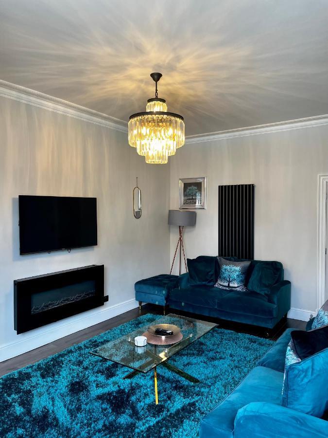 The Mews Boutique Deluxe Apartments, Sleep 2-6 People , Central Location, Free Parking ويندرمير المظهر الخارجي الصورة